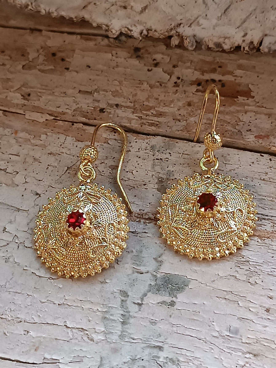 925 orecchini a bottone con croce in argento sterling con micro pavè di 925 orecchini a bottone con croce in argento sterling con micro pavè di