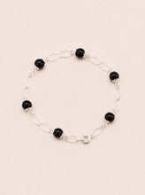 Carica l'immagine nel visualizzatore di Gallery, Su Coccu - Bracciale argento con sei Coccu
