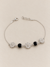 Carica l'immagine nel visualizzatore di Gallery, Bracciale coccu e triplo fiore in filigrana
