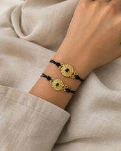 Carica l'immagine nel visualizzatore di Gallery, Bottone Sardo - Bracciale
